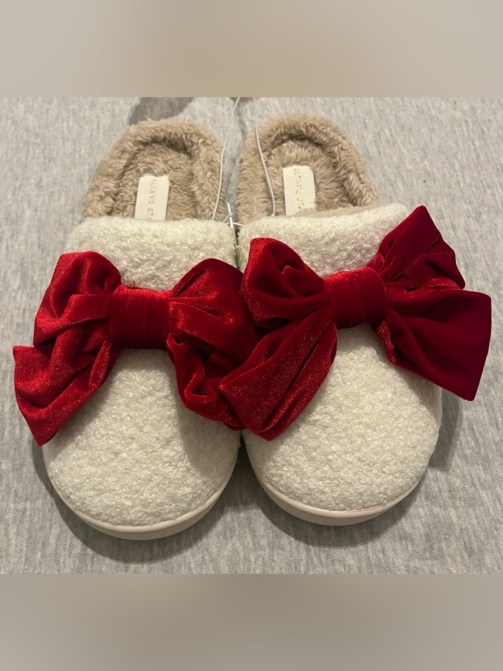 NWT Altar'd State Valerie Bow Slippers in Red/Ivory Size 7/8
